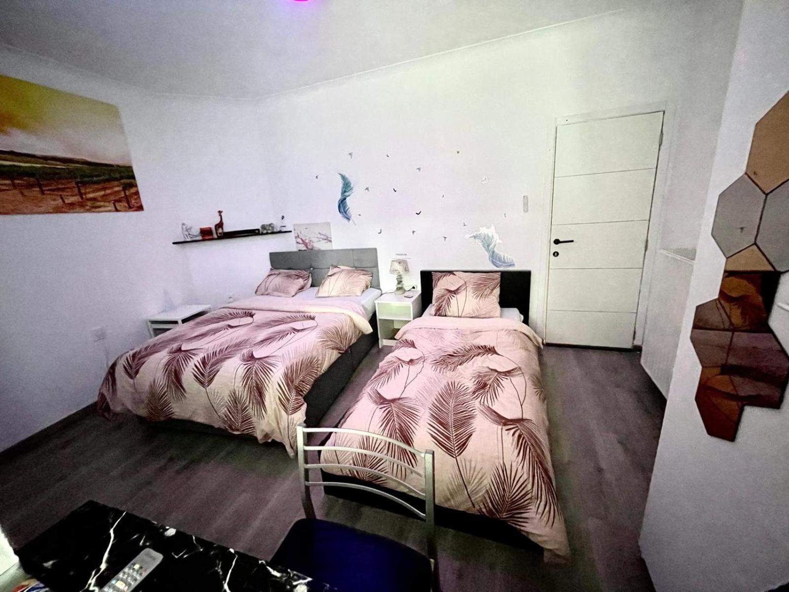 Cozy&Calm Room With Ensuite Heers Exteriör bild