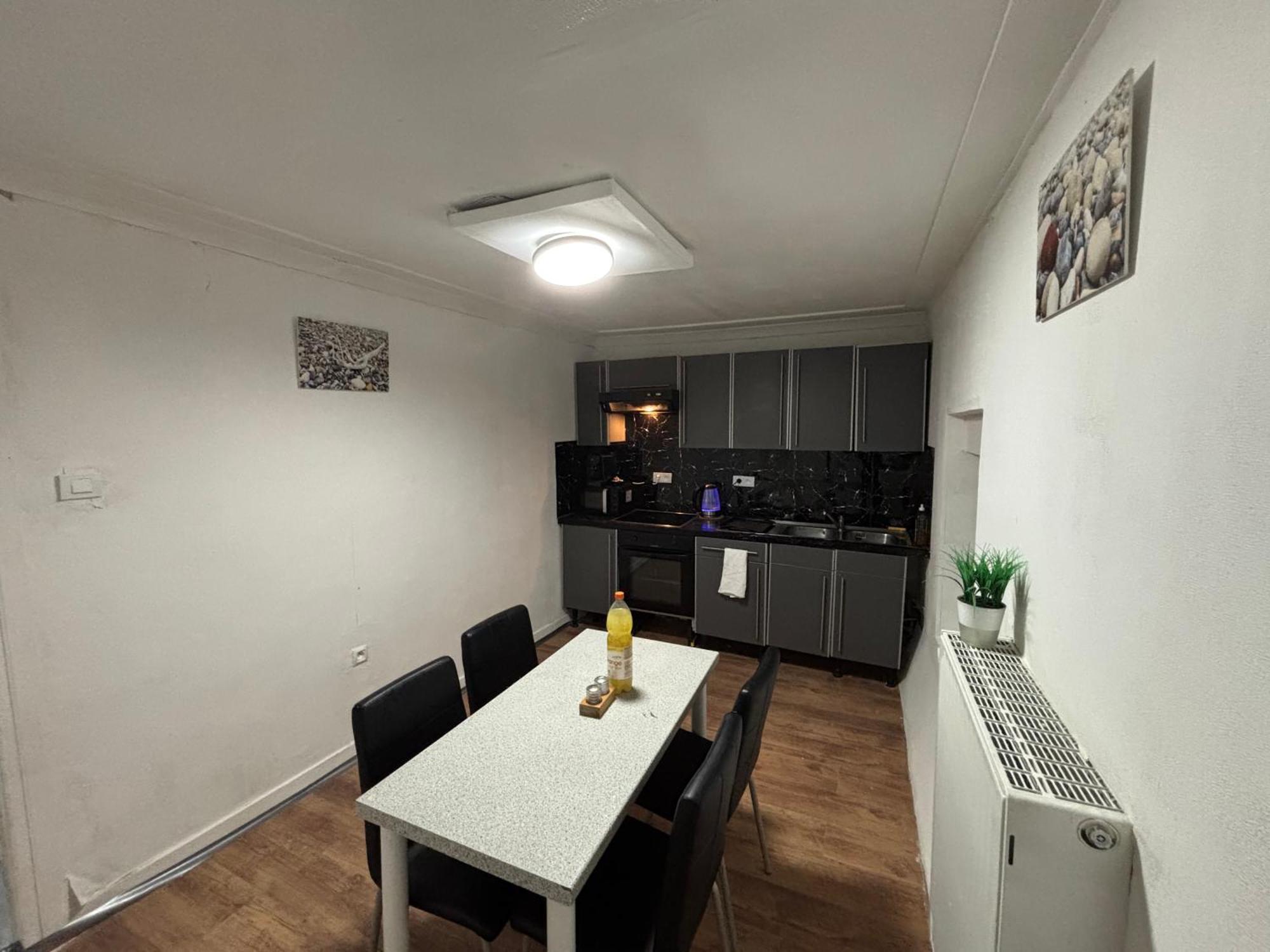 Cozy&Calm Room With Ensuite Heers Exteriör bild